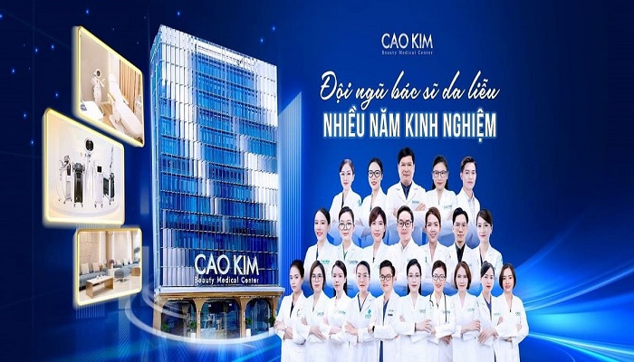 Đội ngũ bác sĩ thẩm mỹ cần có chuyên môn cũng như sự chu đáo khi làm việc